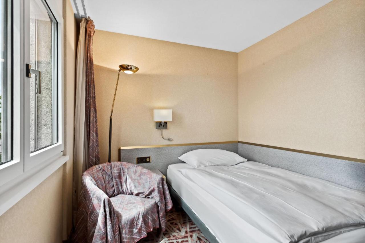Becozy Au Parc Retro Edition Self-check-in & Hotel *